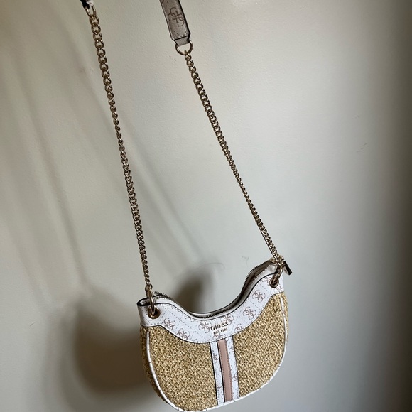 Guess crossbody handbag - Picture 4 of 16